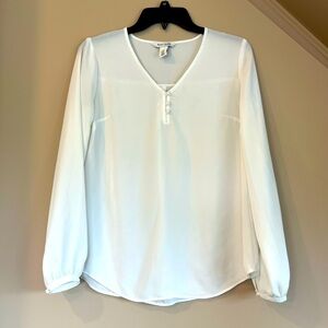 White House Black Market Top